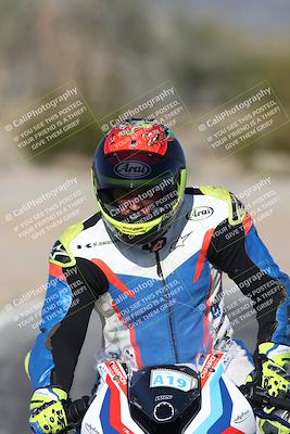 media/Jan-15-2026-Racers Edge (Thu) [[dfebeb70ab]]/2-A Group/Session 5 Turn 2/